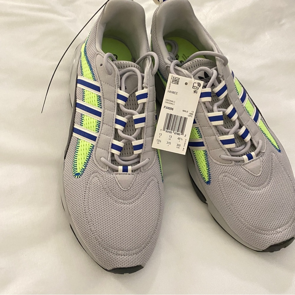 Adidas original Haiwee men’s 13.5 FV4596